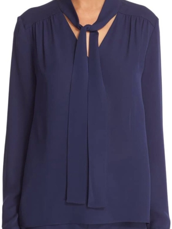 Diane Von Furstenberg Tops - Diane Von Furstenberg 100% Silk Blouse Size 4 Navy Tie-Neck NWOT
